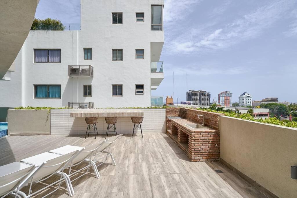 Escape Apartments, Balcony, Pool, Gym & Spa In La Julia Santo Domingo Exterior foto